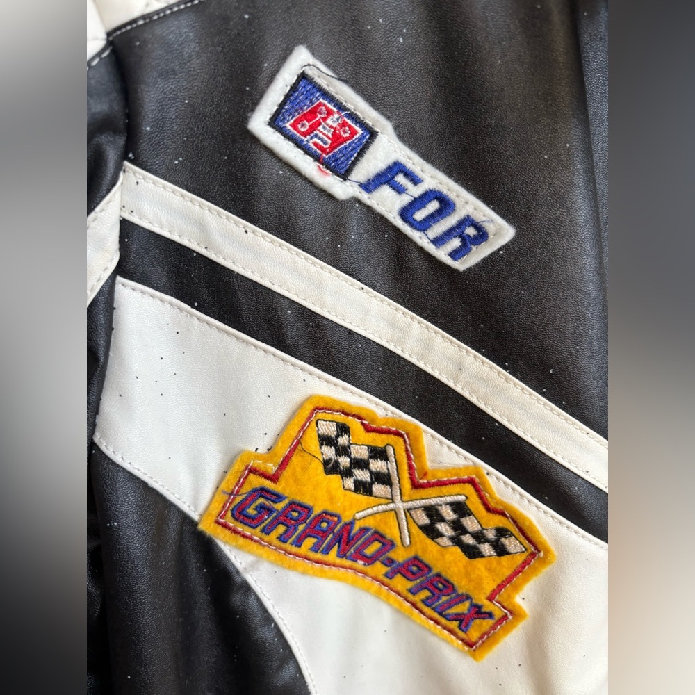 Dynamic Black and White Leather Motorcycle Jacket - Picture 3 of 9